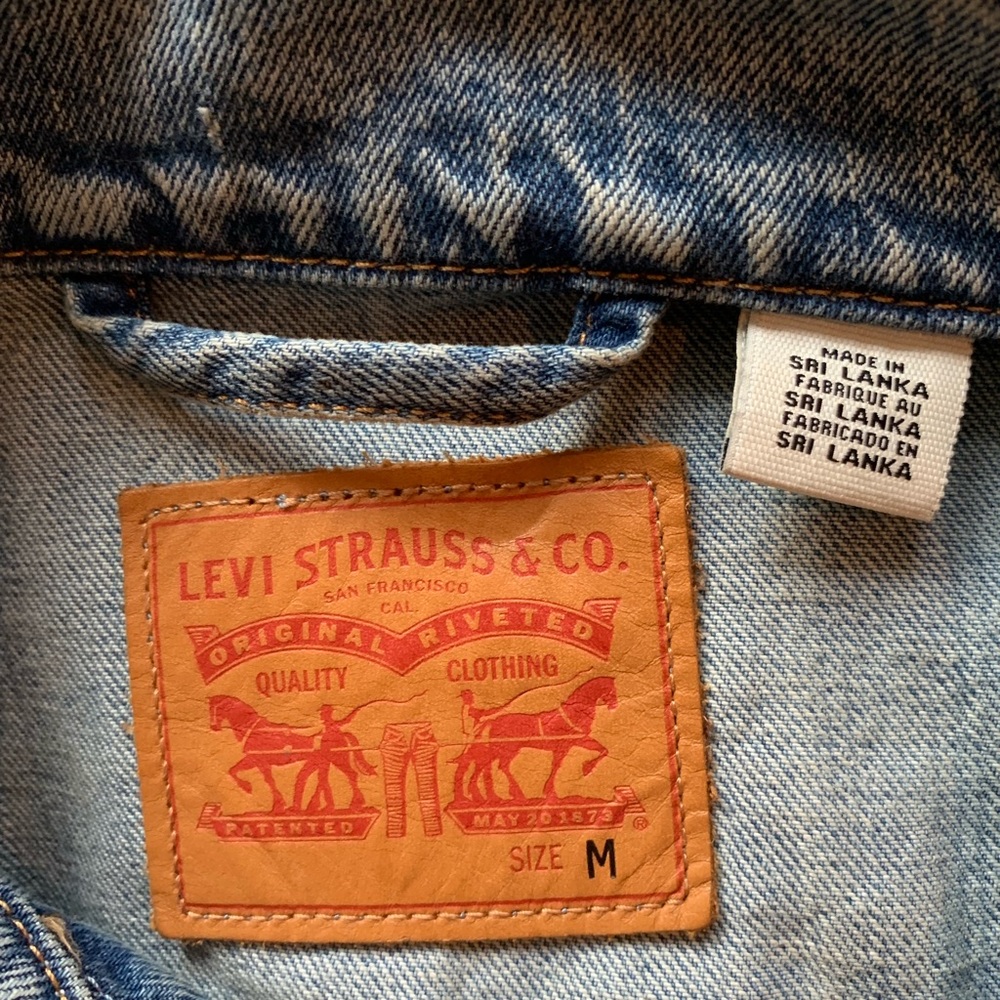 Women’s Levi Jean jacket - Picture 3 of 4